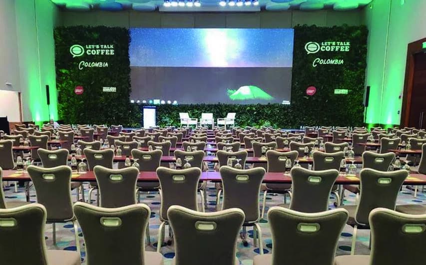 Escenografía para evento académico
